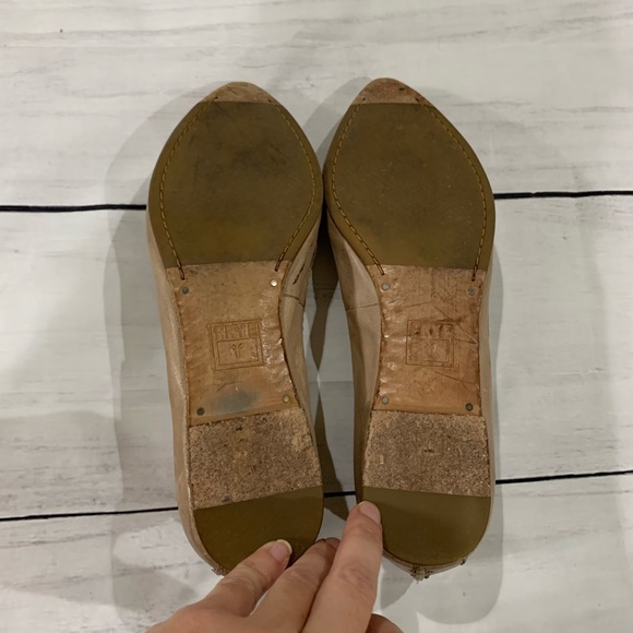 FRYE Pointed Toe Ballet Flats - Sz6 - Picture 5 of 5